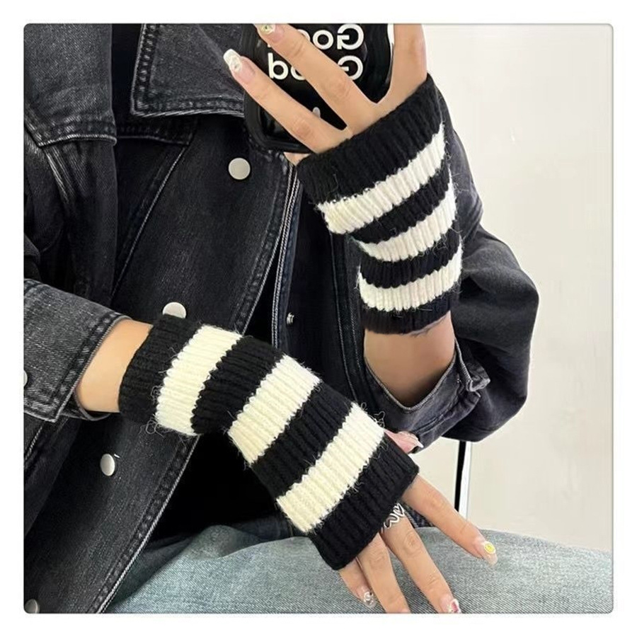 Fingerless Glove Knit - Aksesoris Y2k Sarung Tangan Rajut Tanpa
